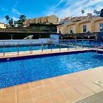 Duplex For 6 Guest With 3 Pools, Jacuzzi, Bbq, Parking, 200m From Mijas Costa & Fuengirola Apartmán El Faro