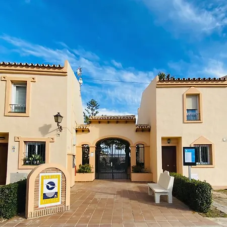 Duplex For 6 Guest With 3 Pools, Jacuzzi, Bbq, Parking, 200m From Mijas Costa & Fuengirola Apartman *